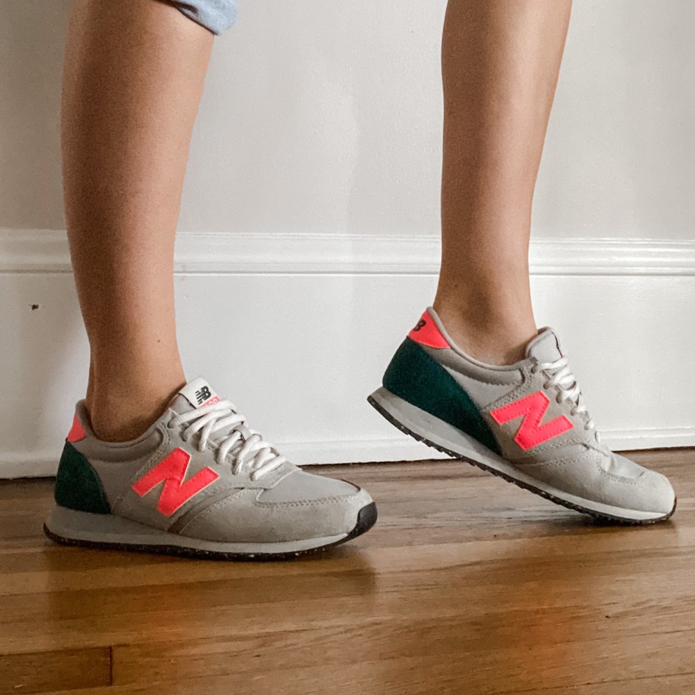 New Balance 420 Sneakers